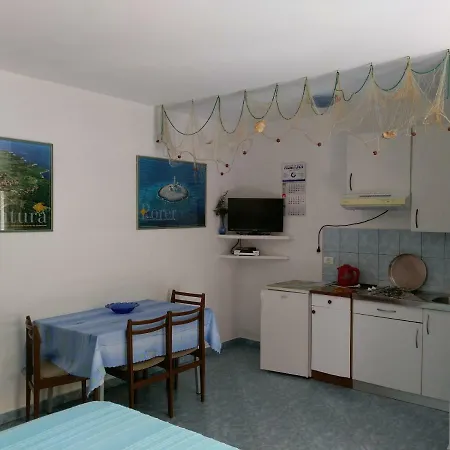 Apartment Milla Premantura
