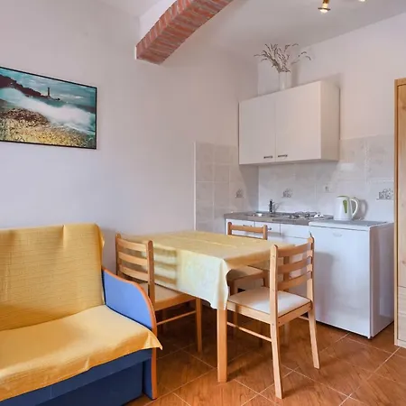 Milla Apartment Premantura